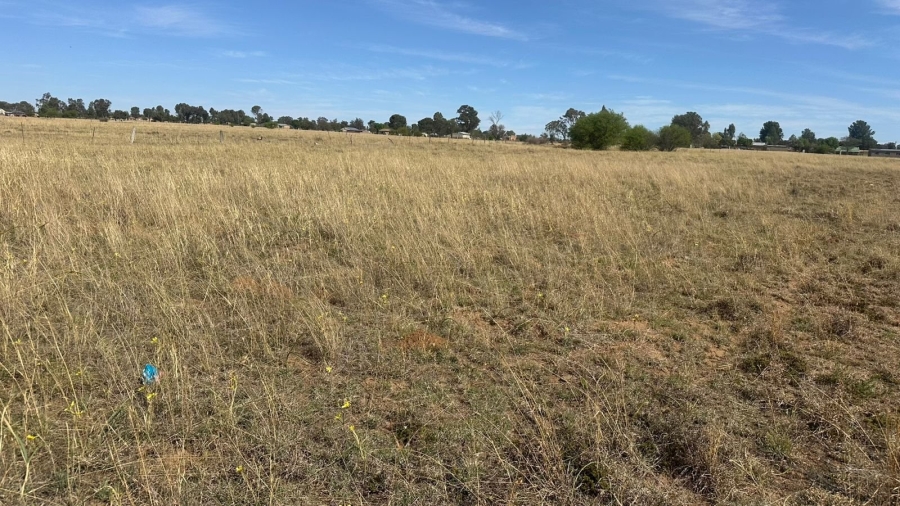  Bedroom Property for Sale in Lakeview Free State